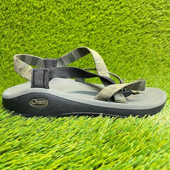 Chaco Z/Cloud 2 Mens Size 8 Green Black Beach Walking Outdoor Strappy Sandals